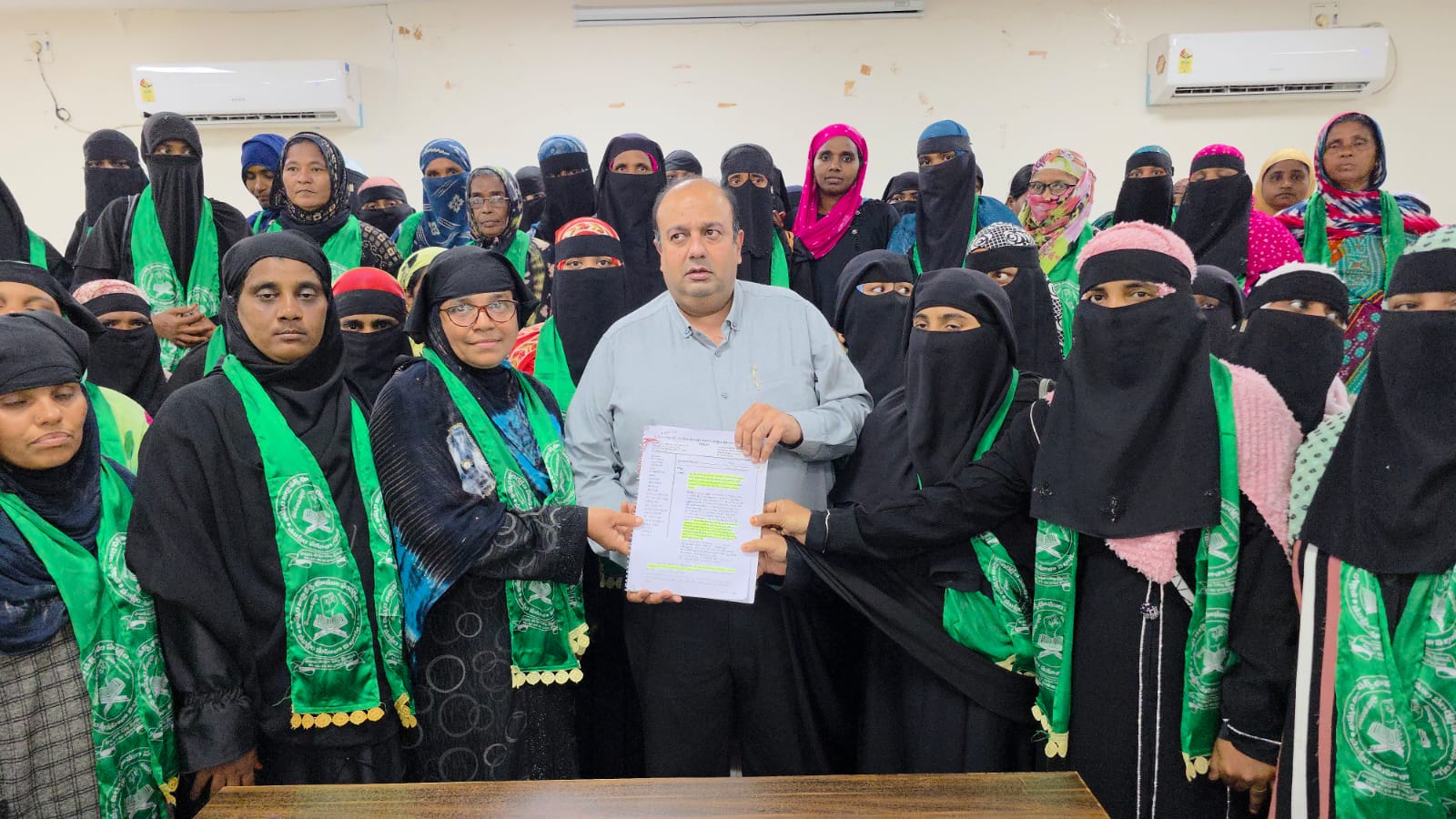 Muslim Women Delegation Seeks Housing Support from MLC Amer Ali Khan